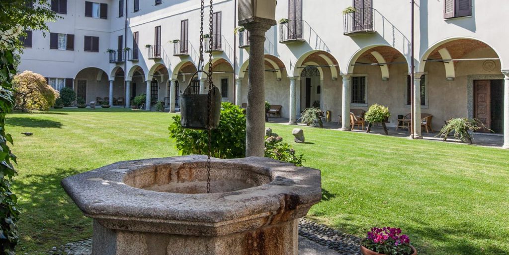 Hotel-Il-chiostro-pozzo